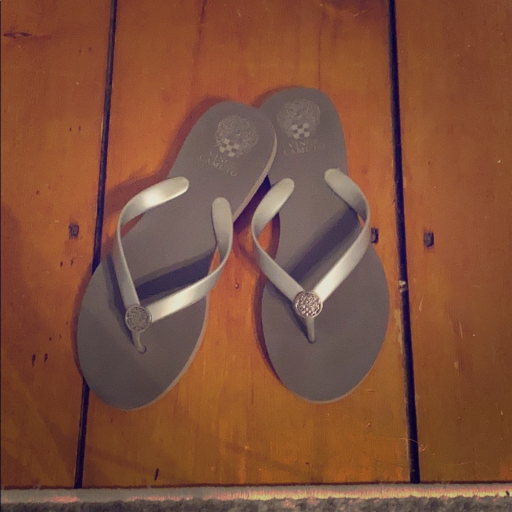 Size 8 flip flops